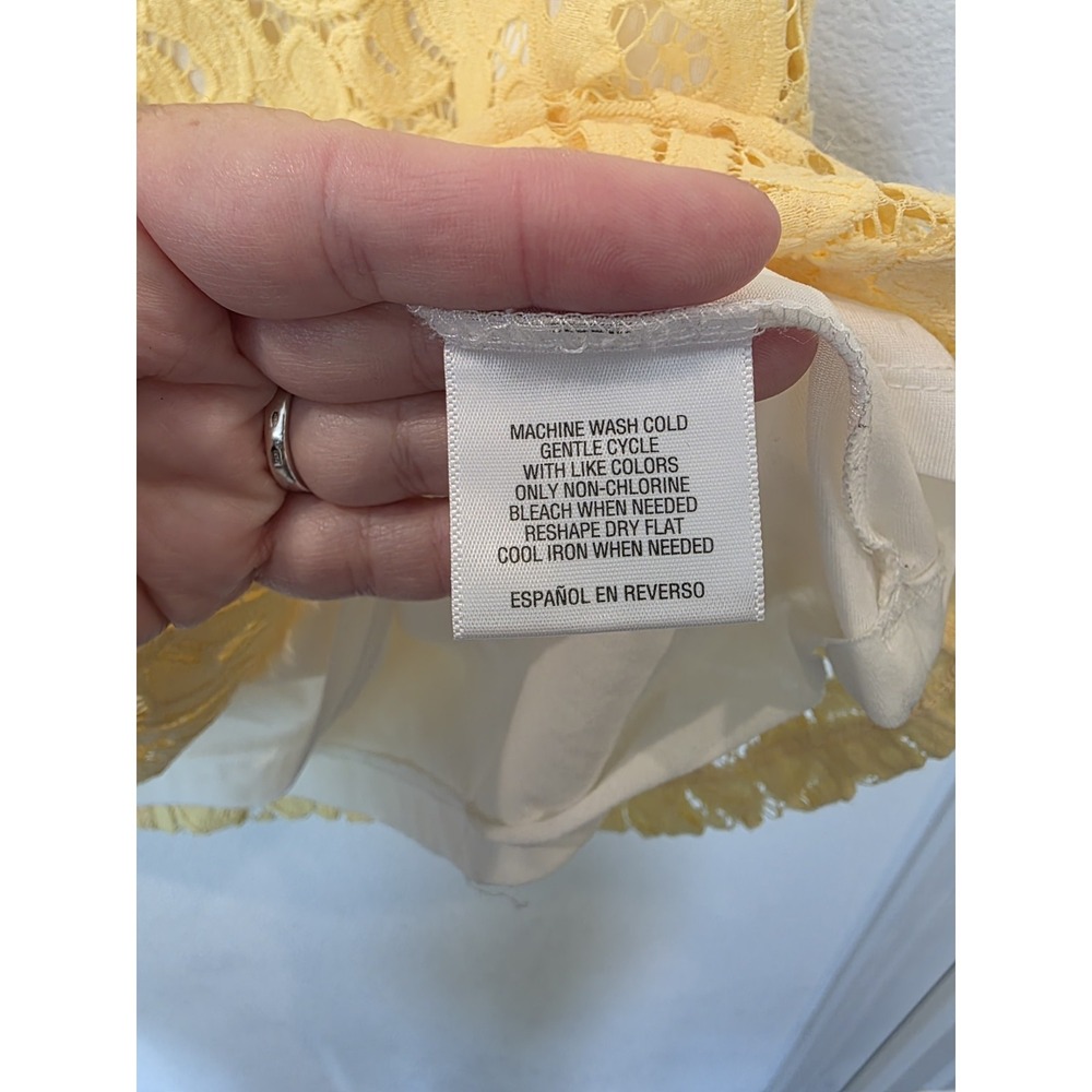 Charter Club Sz XL Soft Daffodil Yellow Sleeveless Lace Lined Blouse Spring Luxe - Picture 4 of 6